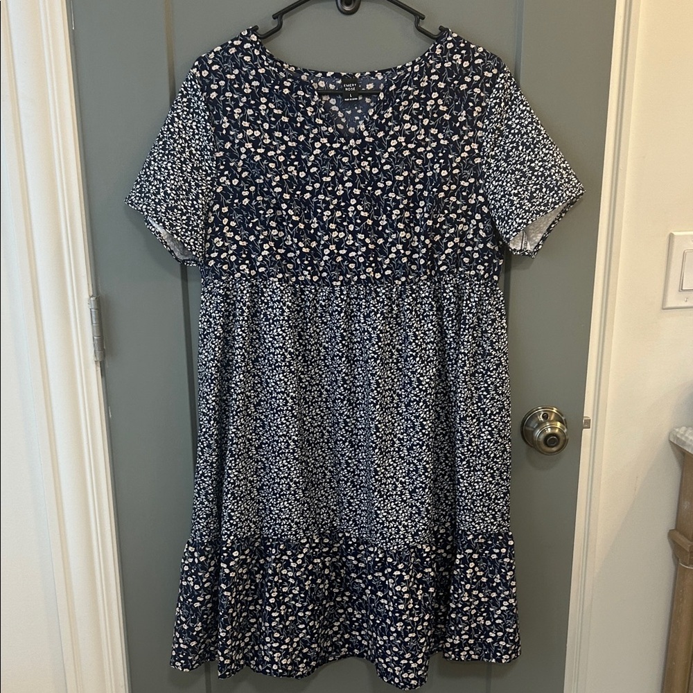 SHEIN Navy Floral Women’s Dress Size Medium New